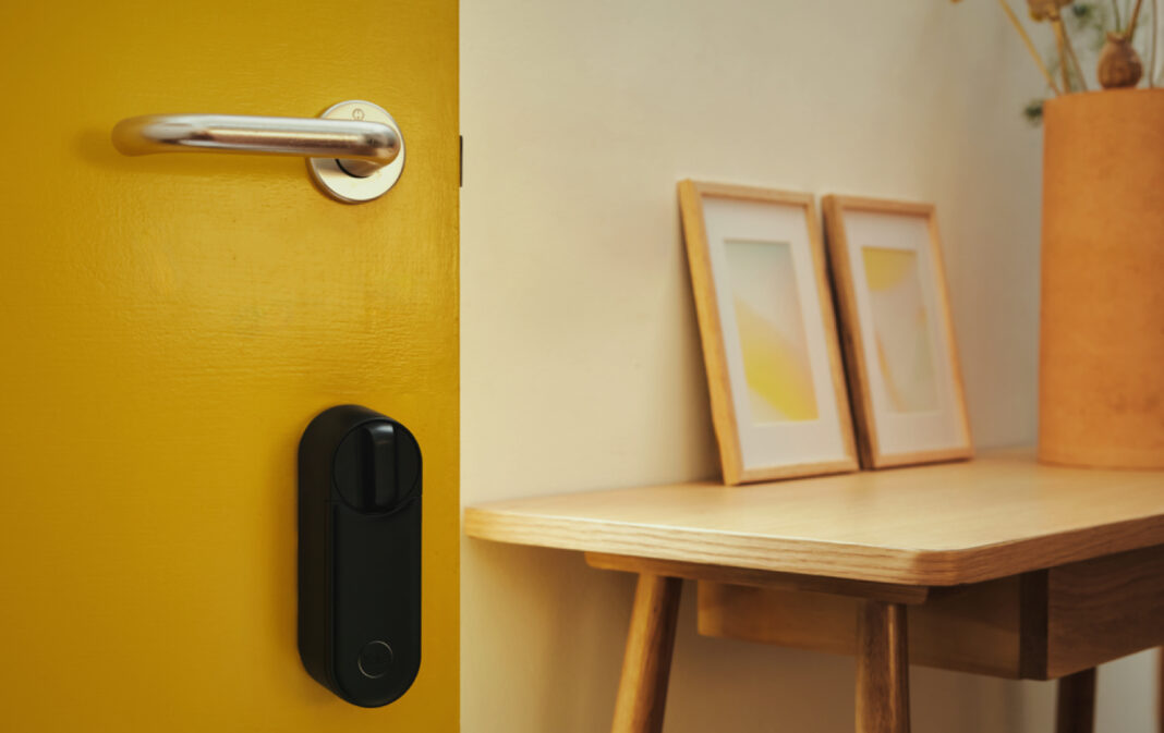 Yale Linus L Smart Lock Rende Smart Serratura E Porta Di Casa