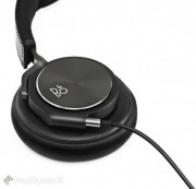 Bang & Olufsen presenta i nuovi auricolari BeoPlay H3 e le cuffie BeoBlay H6