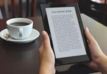 Un italiano su dieci legge ebook, l’AIE stima l’effetto Amazon e Kindle nel Bel Paese