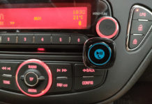 Recensione Elecwave EB06, ricevitore BT per auto con caricatore integrato