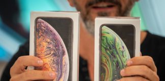 i nuovi iPhone XS e XS Max arrivano nei negozi: li abbiamo aperti per voi