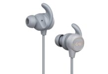 Sconto auricolari Bluetooth in-ear impermeabili e con magnete: 21,99 euro