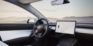 Tesla e Samsung collaborano per l’hardware di guida autonoma