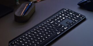 Sconto Logitech MX Keys a metà prezzo, solo 70 € invece che 135,99€