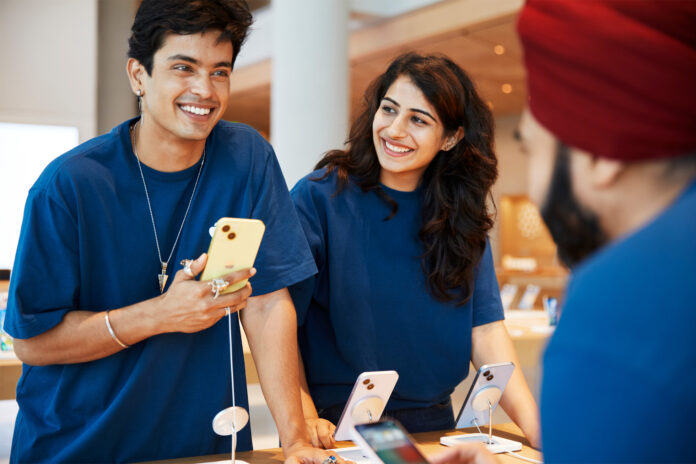 Apple conquisterà l’India con produzione iPhone e negozi