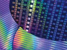 Una sottile fetta di materiale semiconduttore (wafer) sulla quale vengono realizzati i chip. Foto: TSMC