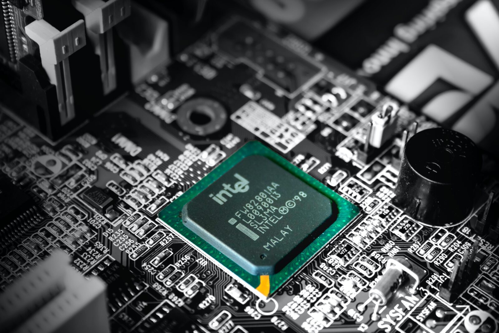 Aumentano le segnalazioni di crash con alcuni chip Intel di 13a e 14a generazione, ora anche nei server dei videogiochi online