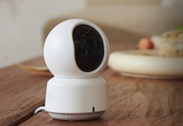 La videocamera smart Aqara E1 riprende a 360 gradi ed è compatibile Homekit