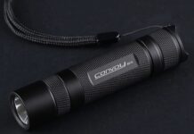 Convoy S21A, torcia LED con batteria sostituibile a 17 €