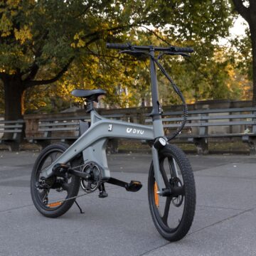 DYU T1, bici elettrica con sensore di coppia a 749 € con codice