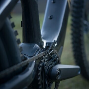 Amflow, nuovo produttore di mountain bike elettriche alimentate da DJI Avinox