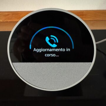 Recensione Amazon Echo Spot generazione 3, la super sveglia smart