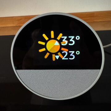 Recensione Amazon Echo Spot generazione 3, la super sveglia smart