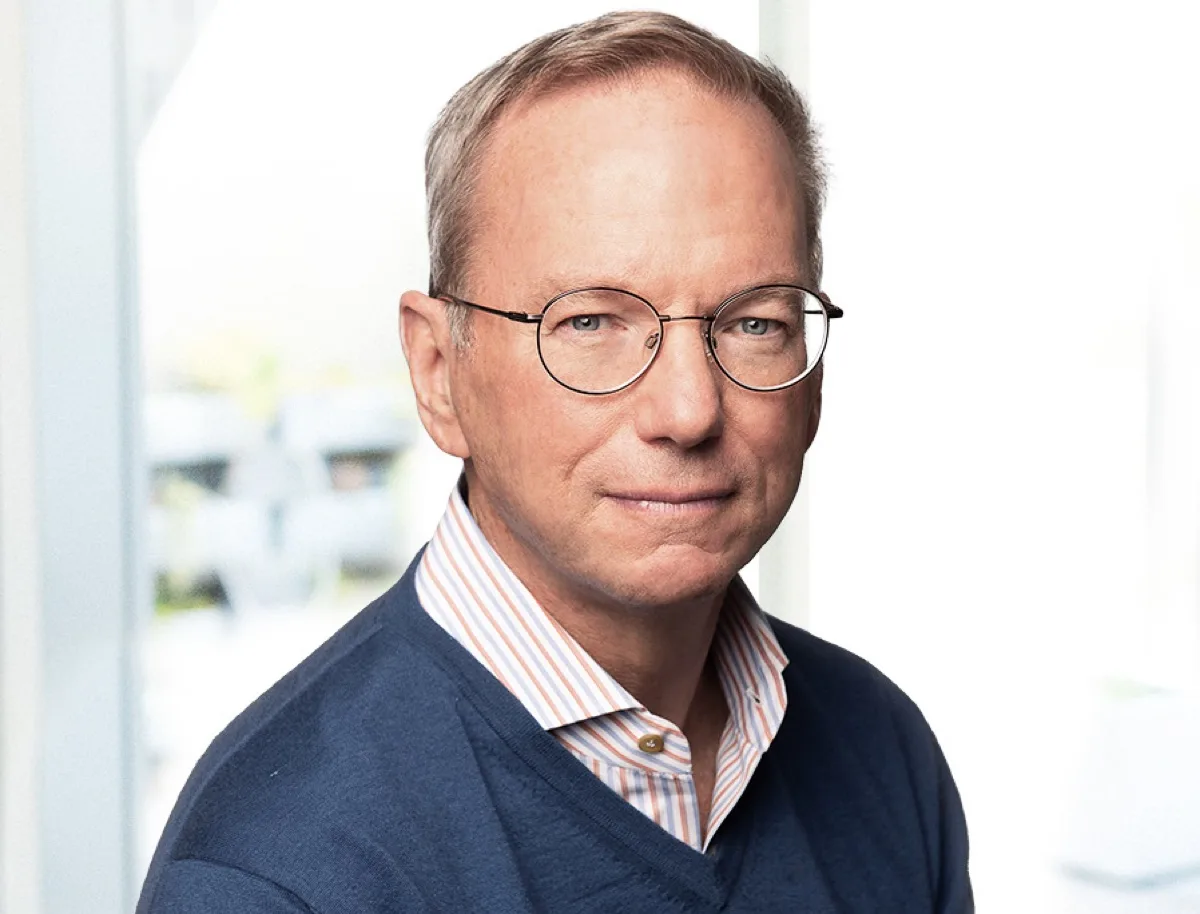 Per Eric Schmidt l’accordo Microsoft OpenAI era un’idea stupida