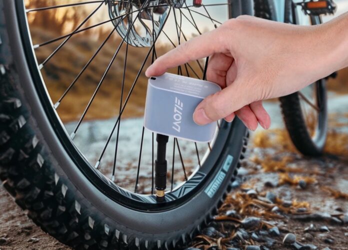 LAOTIE Z1, pompa elettrica minuscola per biciclette a soli 30 €