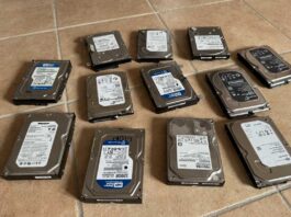 Un NAS con 24 dischi rigidi da 4TB usato da dieci anni senza problemi