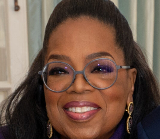 Oprah Winfrey blocca documentario sulla sua vita che doveva essere trasmesso su Apple TV Plus