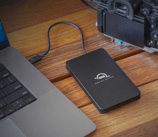 OWC Envoy Ultra è un SSD esterno Thunderbolt 5