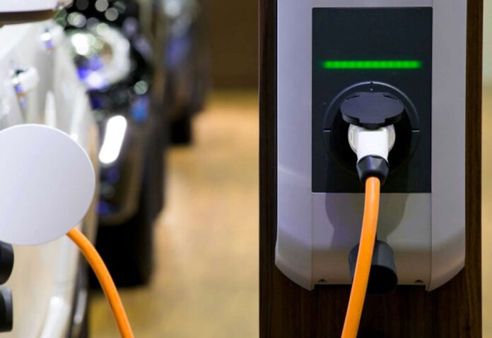 Nel Regno Unito lo sharing delle stazioni di ricarica per le auto elettriche