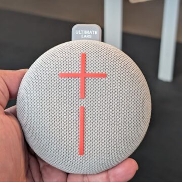 Ultimate Ears Miniroll è lo speaker nato per viaggiare