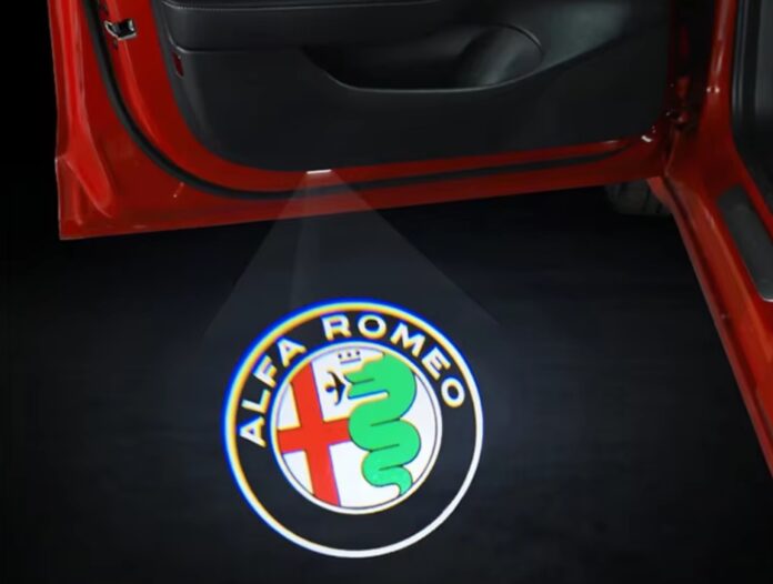 Kit luci speciali per le portiere Alfa Romeo a soli 7 € - macitynet.it