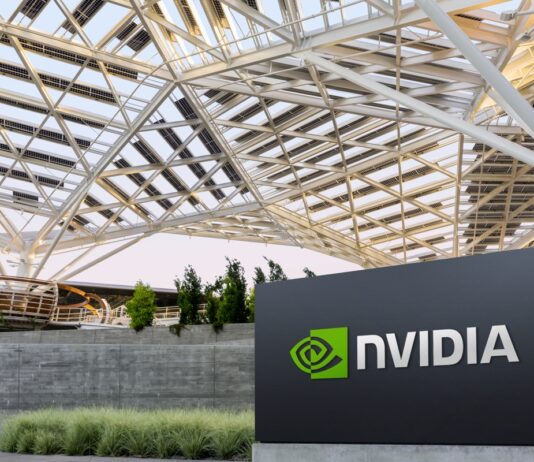 Nvidia segna terzo trimestre da favola ma la crescita rallenta - macitynet.it