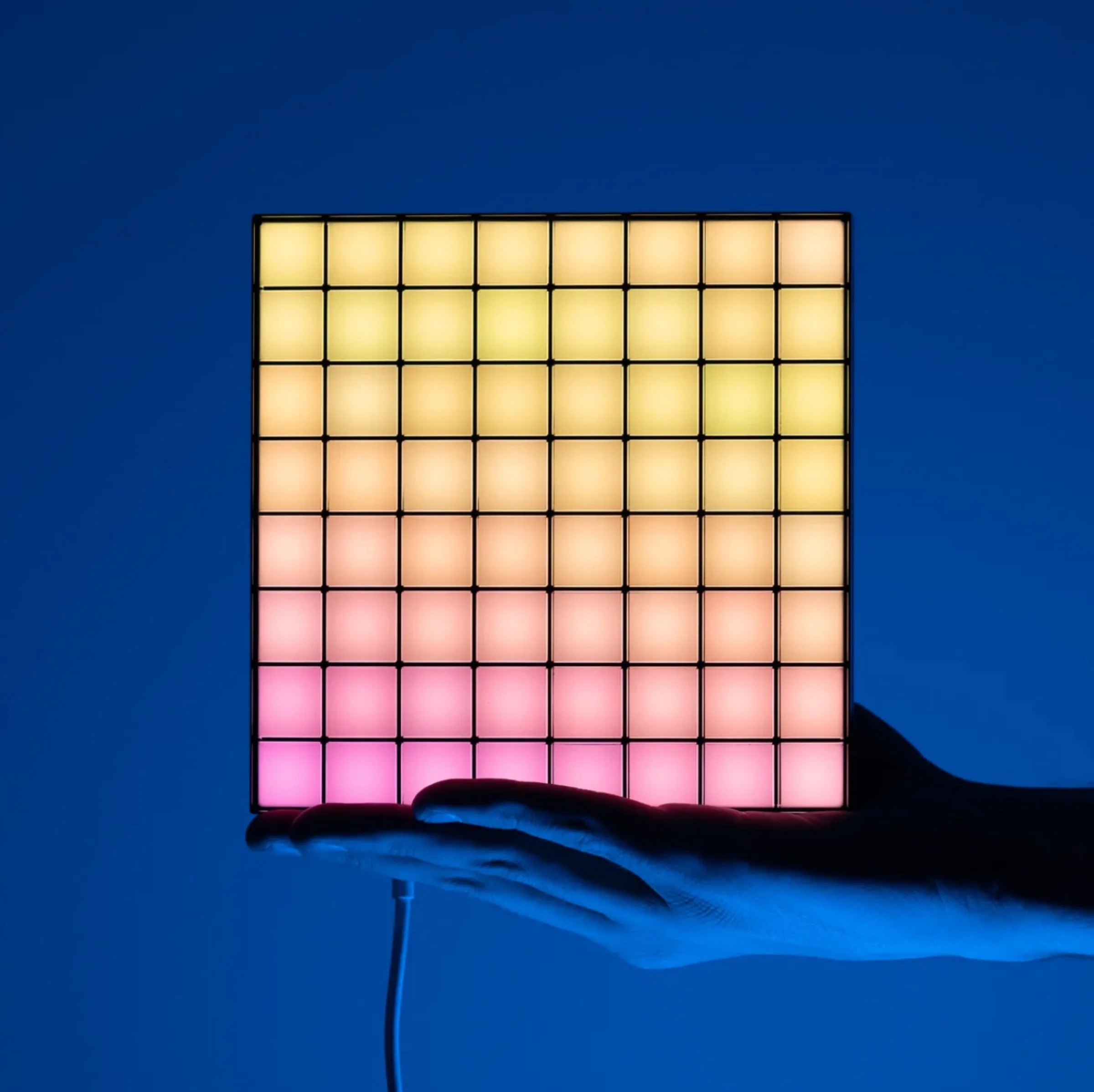 Twinkly Squares, luce e decoro Smart per le pareti - macitynet.it