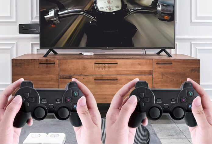 BOYHOM, console di gioco HDMI con 2 controller a soli 11 € - macitynet.it