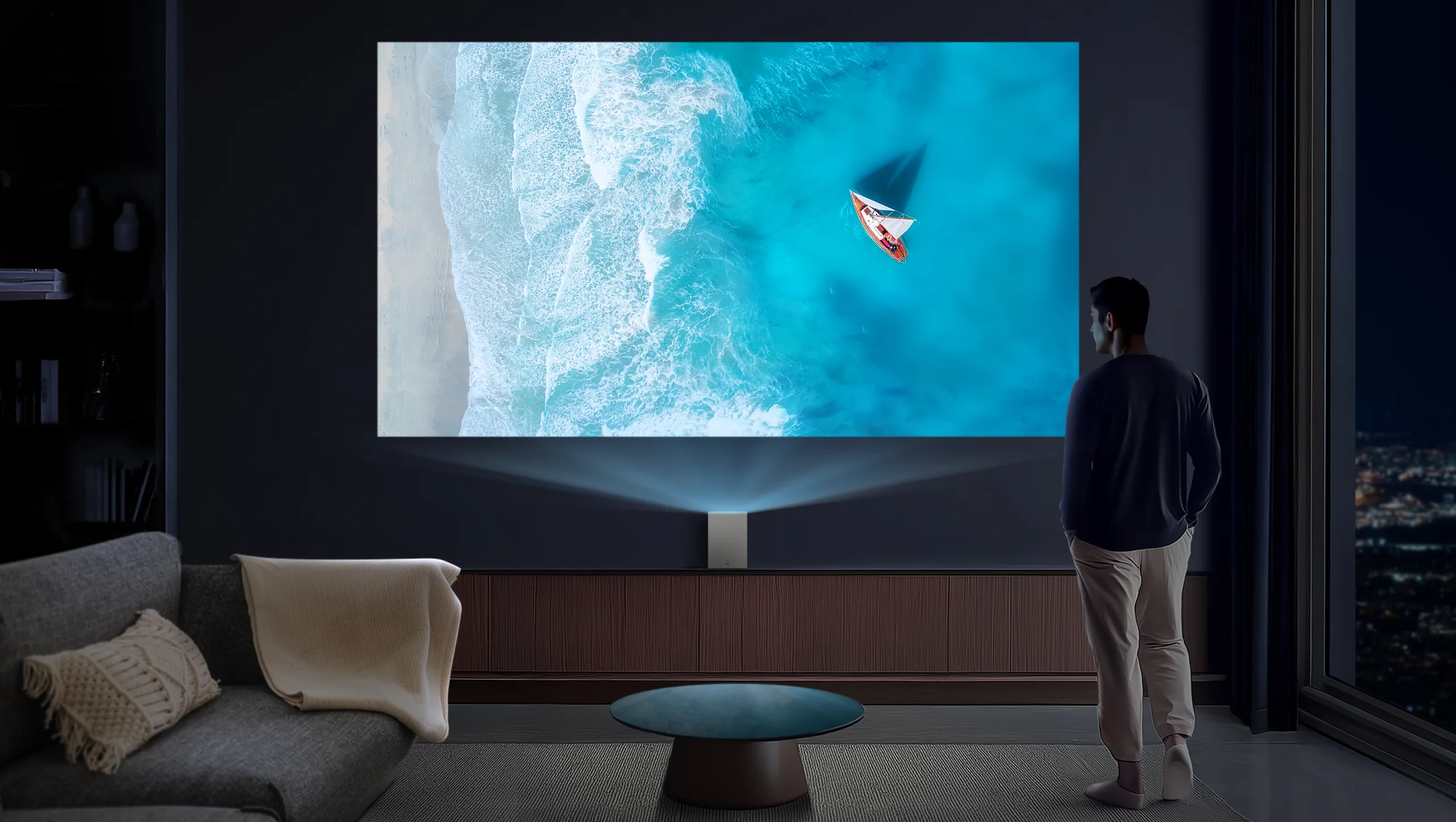 LG trasforma al CES 2025 i proiettori in elementi di arredo - macitynet.it