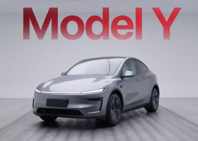 Tesla Model Y 2025 debutta in Cina, le novità a partire dal prezzo - macitynet.it