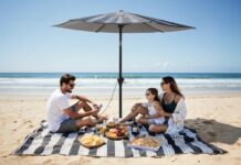 Anker Solix presenta la sua Solar Beach Umbrella con pannelli solari al CES 2025 - macitynet.it